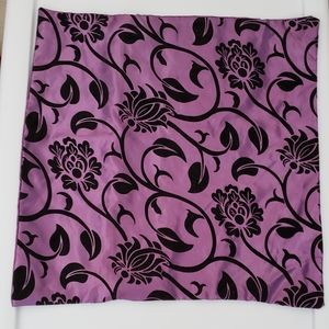 NWT Luxurious Purple & Black Pillow Cover Set (2)
